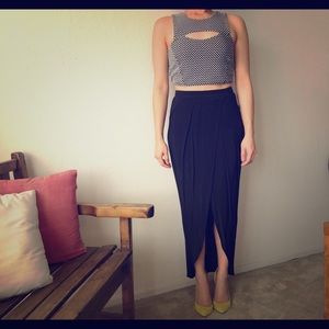 NWT. Stretch high waist skirt